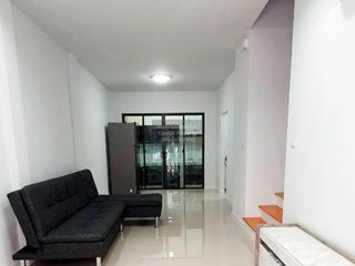 For sale 3 bedrooms townhouse in Bang Khae, Bangkok