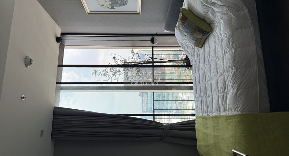 For sale 2 bedrooms condo in Watthana, Bangkok