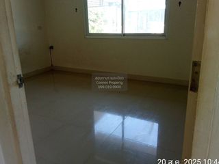 Casa adosada en venta de 2 habitaciones en Khlong Luang, Pathum Thani