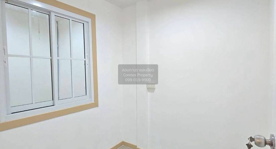 Reihenhaus zum Kauf mit 3 Zimmer in Bang Bua Thong, Nonthaburi