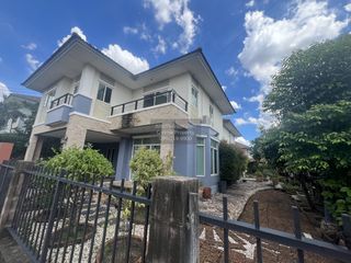 For sale 4 bedrooms house in Don Mueang, Bangkok