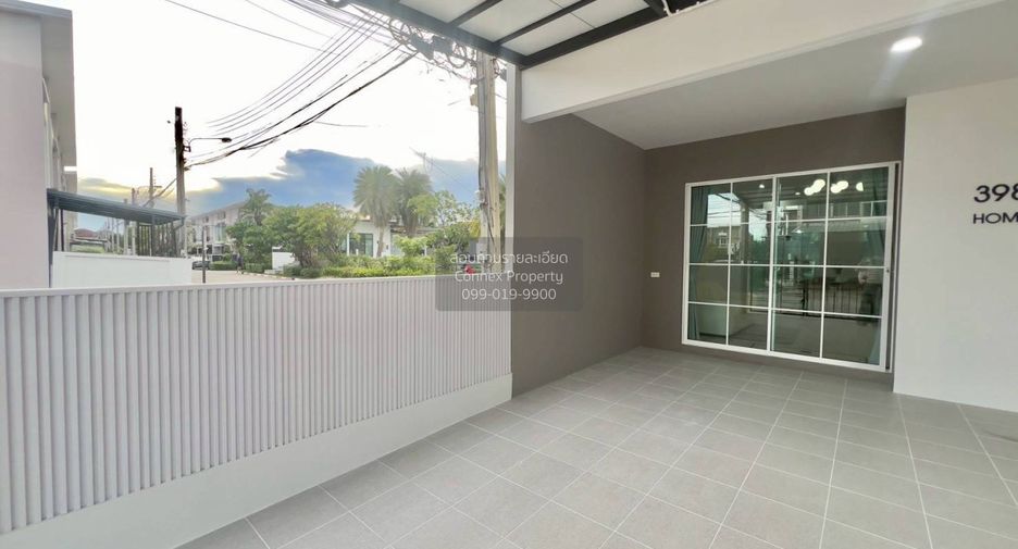 For sale 3 bedrooms townhouse in Khlong Sam Wa, Bangkok
