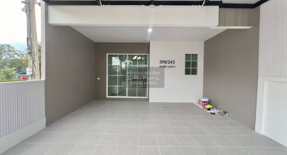 For sale 3 bedrooms townhouse in Khlong Sam Wa, Bangkok