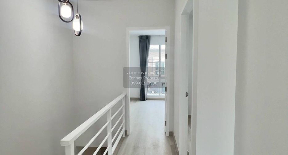 For sale 3 bedrooms townhouse in Khlong Sam Wa, Bangkok