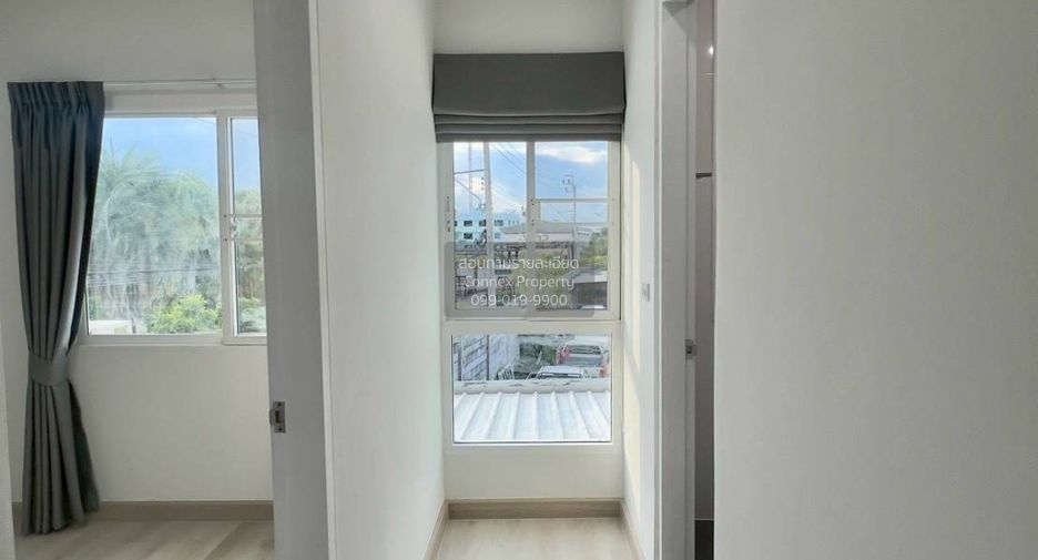 For sale 3 bedrooms townhouse in Khlong Sam Wa, Bangkok