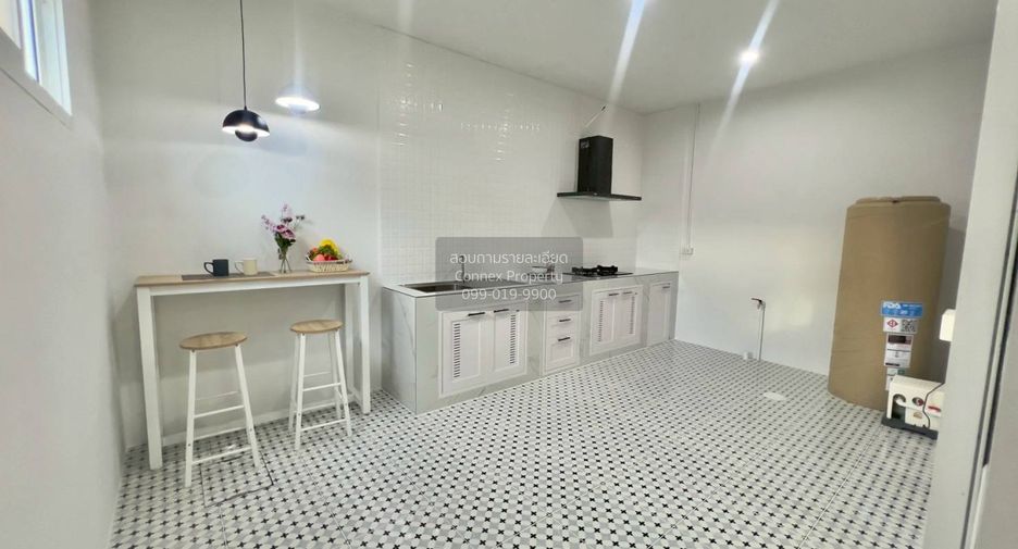 For sale 3 bedrooms townhouse in Khlong Sam Wa, Bangkok