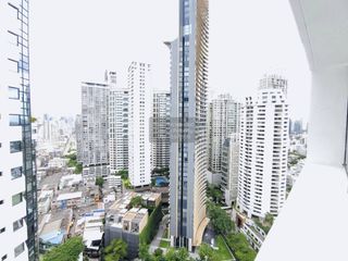 For rent 4 bedrooms condo in Khlong Toei, Bangkok