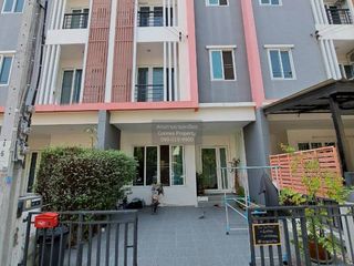 For rent 5 bedrooms townhouse in Min Buri, Bangkok