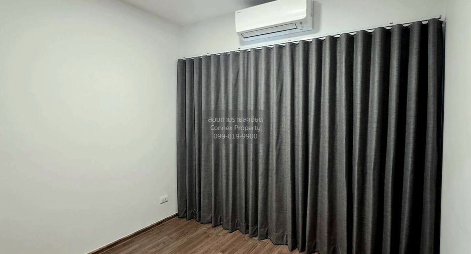 For rent 3 bedrooms townhouse in Bang Phli, Samut Prakan