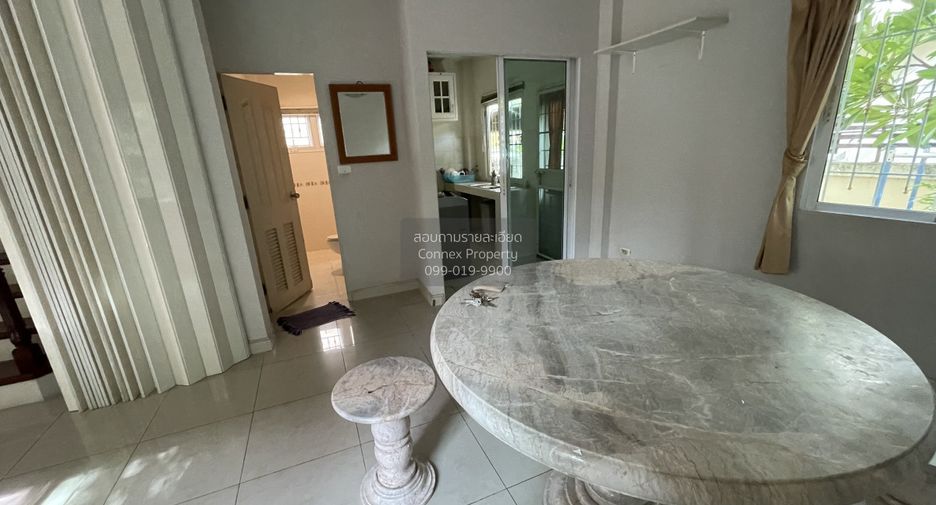 出租 3 卧室 独立屋 在 Lat Krabang, 曼谷