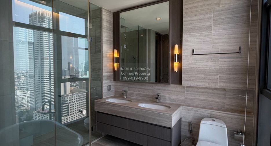 Condo en alquiler de 3 habitaciones en Sathon, Bangkok