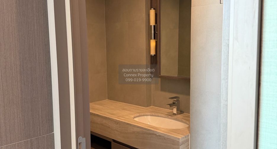 Condo en alquiler de 3 habitaciones en Sathon, Bangkok