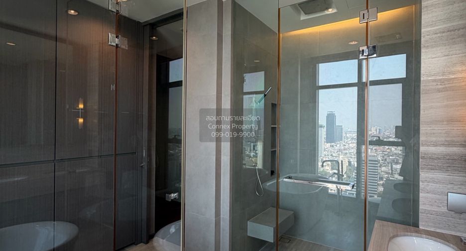 Condo en alquiler de 3 habitaciones en Sathon, Bangkok