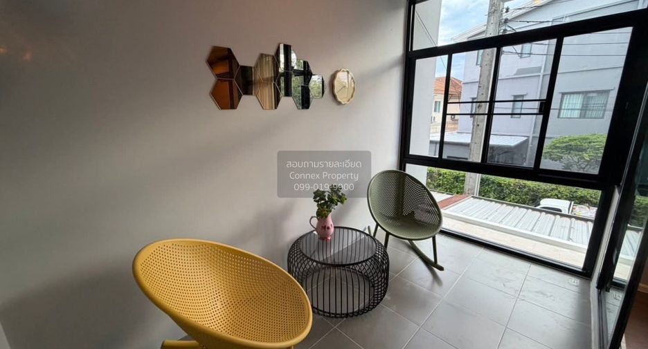 For rent 3 bedrooms townhouse in Bueng Kum, Bangkok