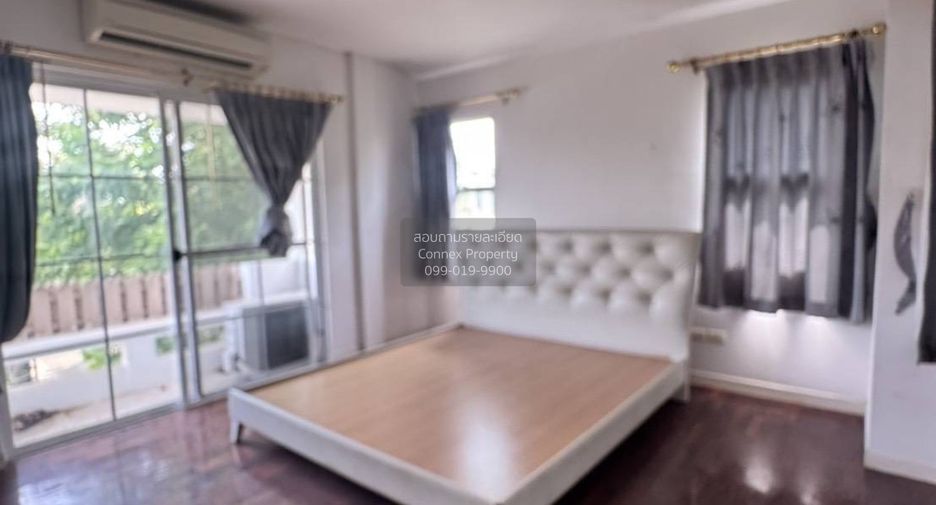 For rent 3 bedrooms house in Thawi Watthana, Bangkok