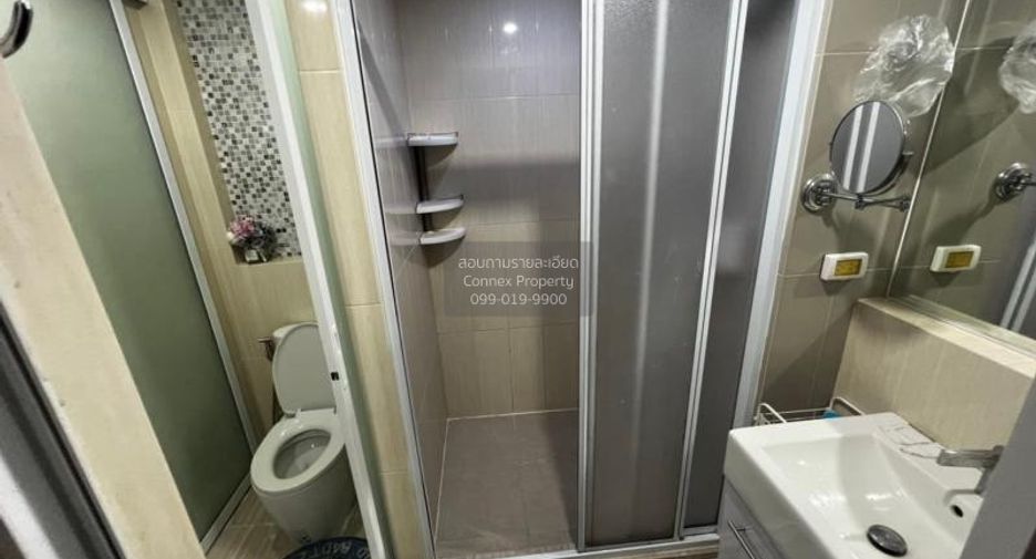 For rent 2 bedrooms condo in Huai Khwang, Bangkok