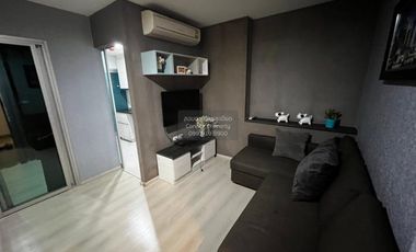 À louer 2 chambres condo à Huai Khwang, Bangkok