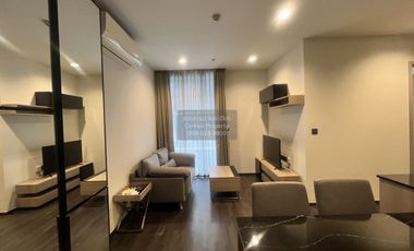 For rent 2 bedrooms condo in Huai Khwang, Bangkok