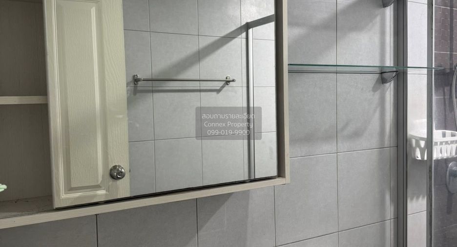 For rent 2 bedrooms condo in Bang Na, Bangkok