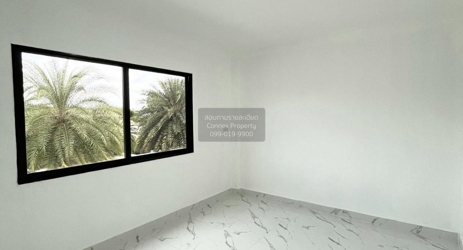 For rent 4 bedrooms townhouse in Bang Khen, Bangkok