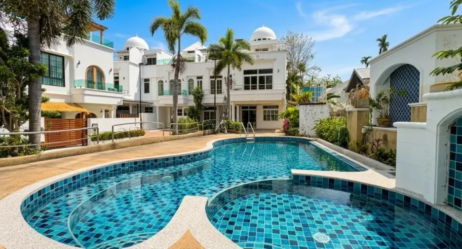 Haus zum Kauf mit 3 Zimmer in Bang Lamung, Chonburi