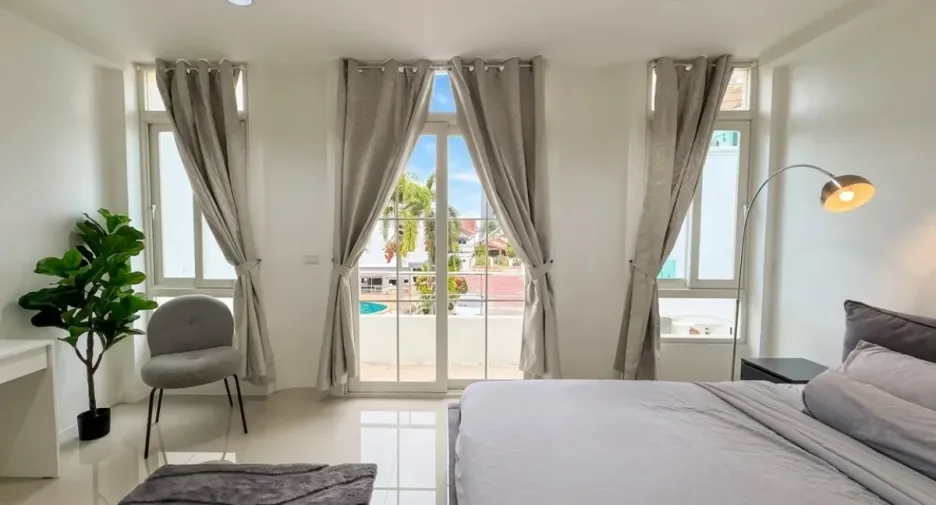 Haus zum Kauf mit 3 Zimmer in Bang Lamung, Chonburi