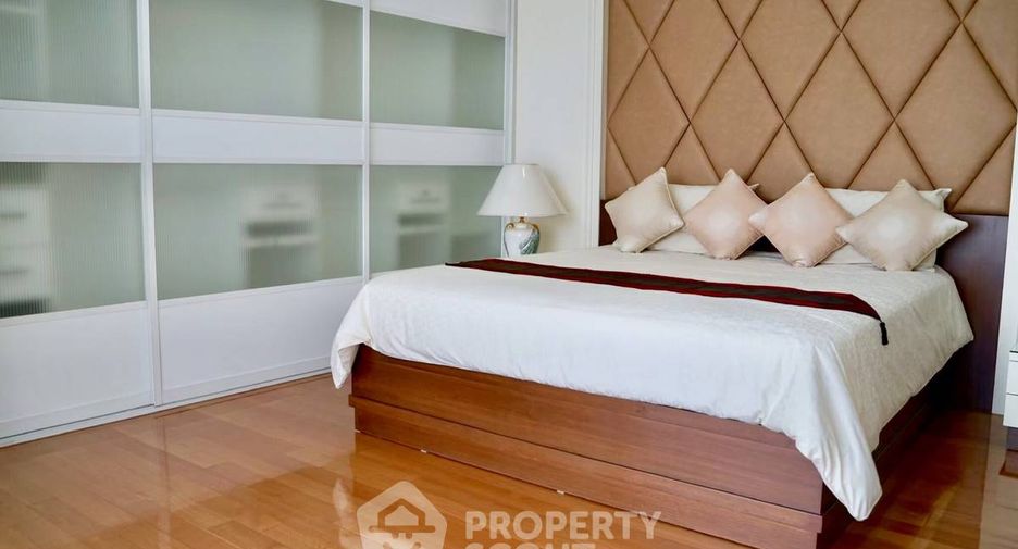 ให้เช่า 3 ห้องนอน คอนโด ใน วัฒนา, กรุงเทพฯ