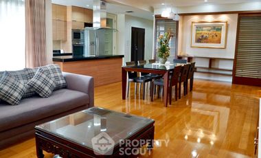 Wohnung zur Miete mit 3 Zimmer in Watthana, Bangkok