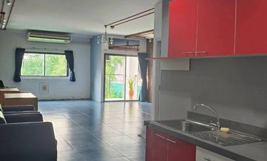 For rent 1 bed apartment in Watthana, Bangkok