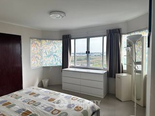 For rent 2 bedrooms condo in Bang Phli, Samut Prakan