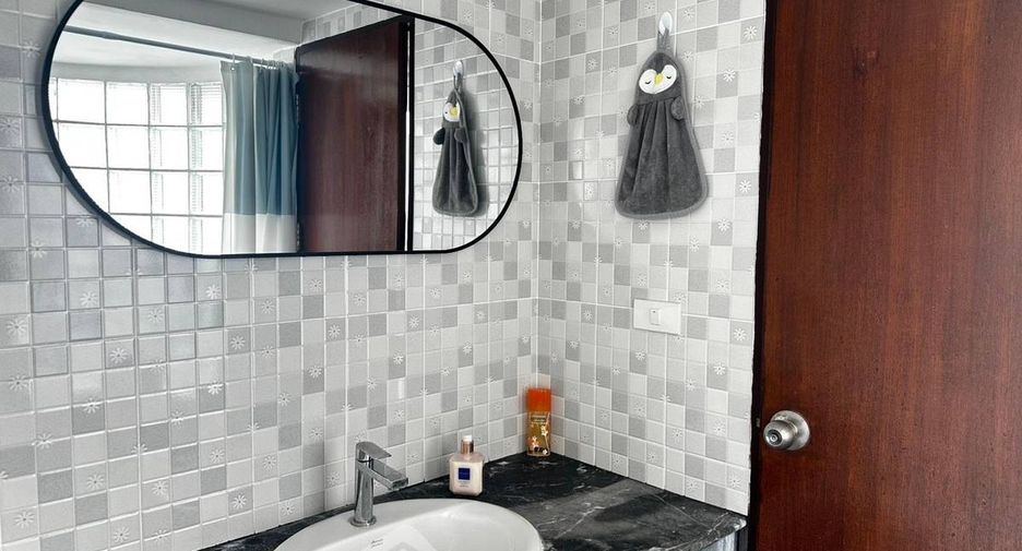 For rent 2 bedrooms condo in Bang Phli, Samut Prakan