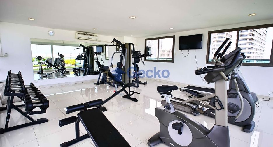 For rent and for sale 3 bedrooms condo in North Pattaya, Pattaya