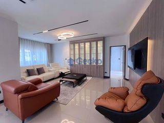 Casa en venta de 5 habitaciones en Bang Lamung, Chonburi
