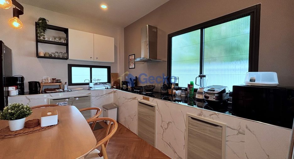 Haus zur Miete mit 3 Zimmer in Huay Yai, Pattaya
