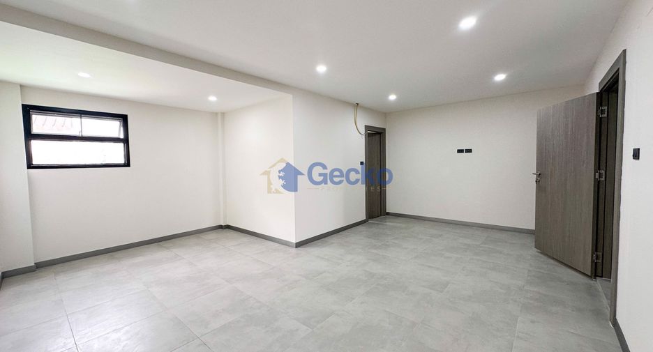 Haus zum Kauf mit 4 Zimmer in Central Pattaya, Pattaya