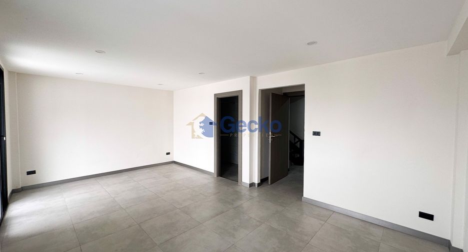 Haus zum Kauf mit 4 Zimmer in Central Pattaya, Pattaya