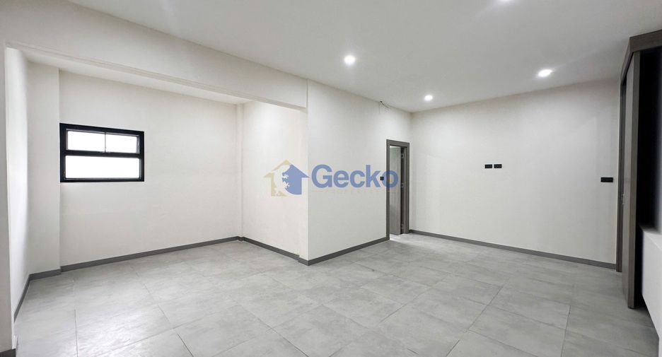 Haus zum Kauf mit 4 Zimmer in Central Pattaya, Pattaya