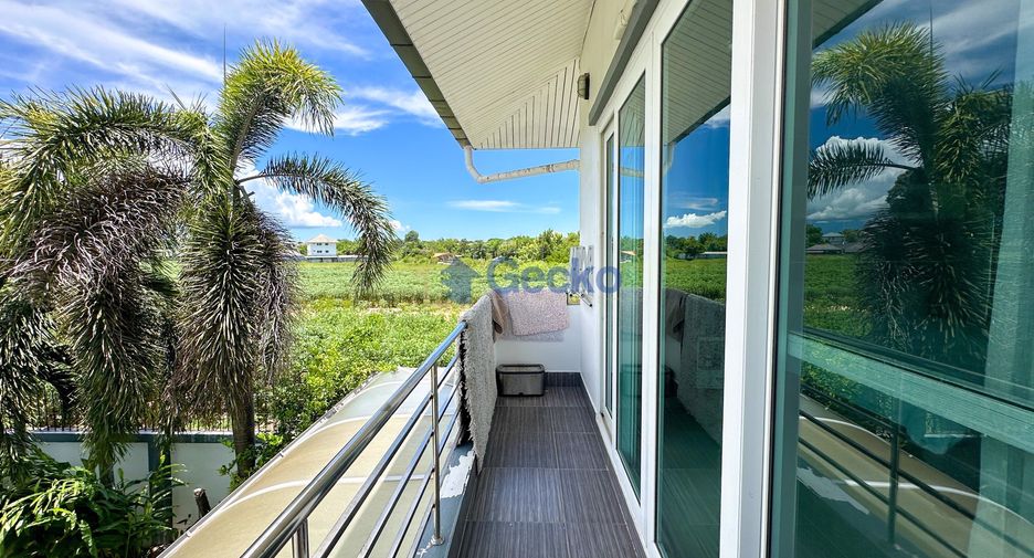 Haus zum Kauf mit 5 Zimmer in East Pattaya, Pattaya