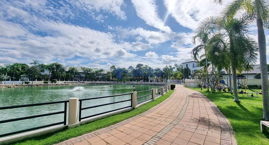 Haus zum Kauf mit 5 Zimmer in East Pattaya, Pattaya