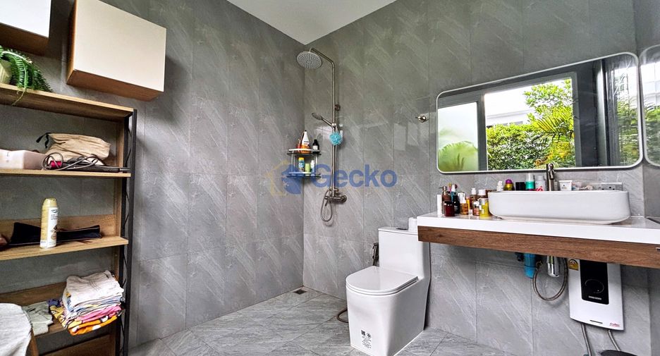 For sale 3 bedrooms house in Sattahip, Chonburi