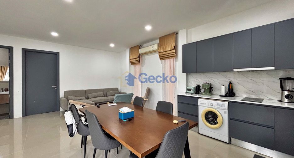 For sale 3 bedrooms house in Sattahip, Chonburi