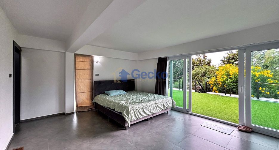 For sale 3 bedrooms house in Sattahip, Chonburi