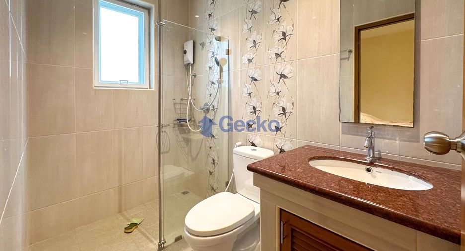 Haus zum Kauf mit 6 Zimmer in Sattahip, Chonburi