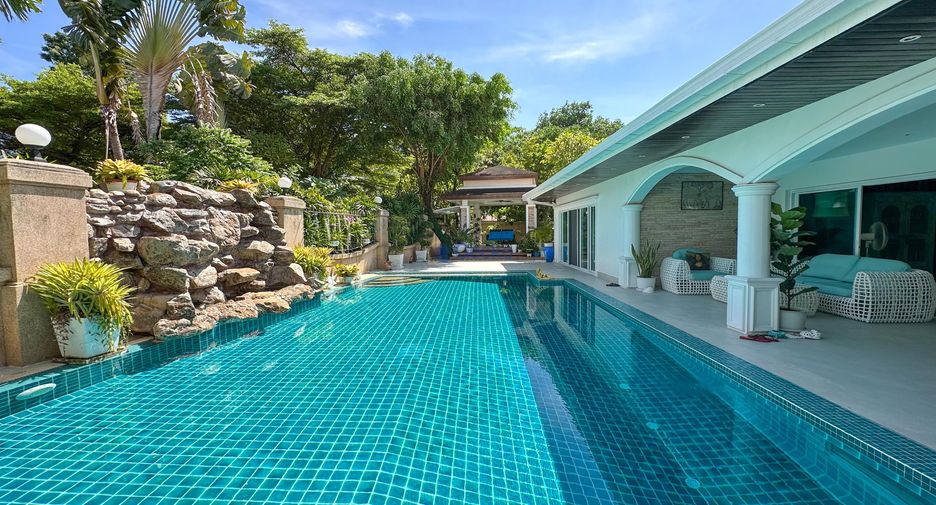 For sale 3 bedrooms house in Jomtien, Pattaya