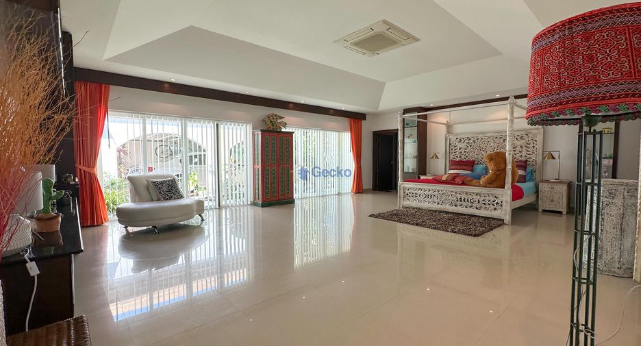 For sale 3 bedrooms house in Jomtien, Pattaya