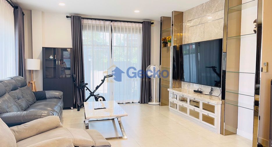 For sale 3 bedrooms house in East Pattaya, Pattaya