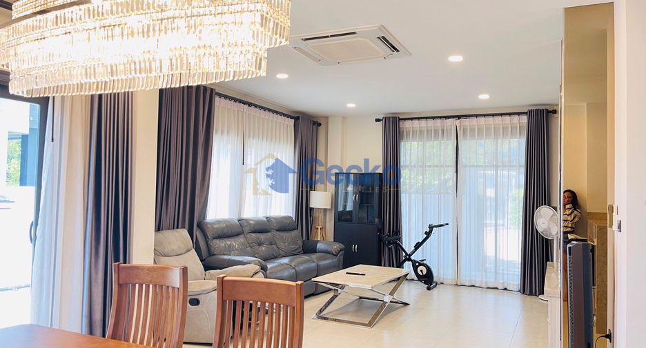 For sale 3 bedrooms house in East Pattaya, Pattaya