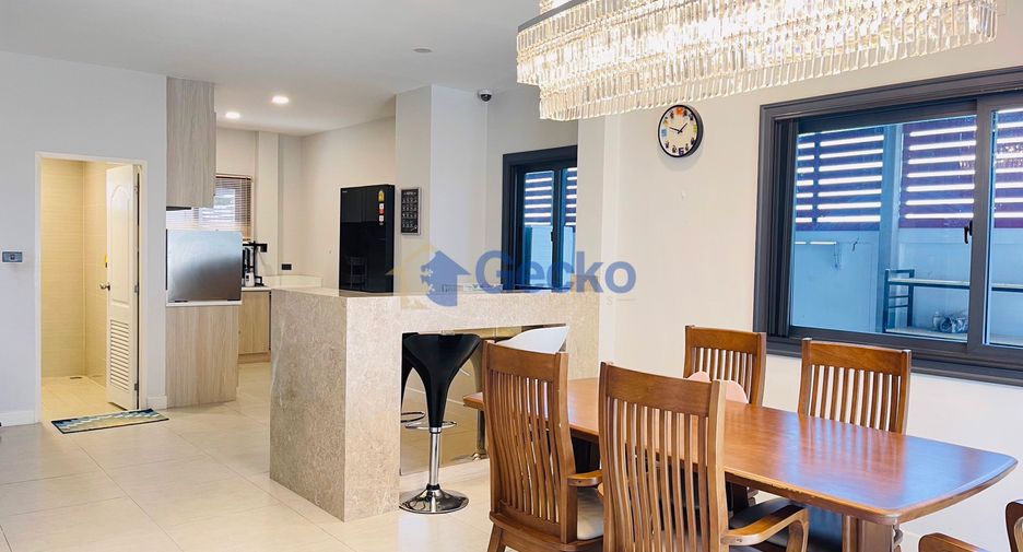 For sale 3 bedrooms house in East Pattaya, Pattaya