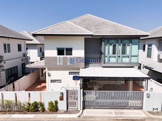 À louer et à vendre 3 chambres maison à Bang Lamung, Chonburi