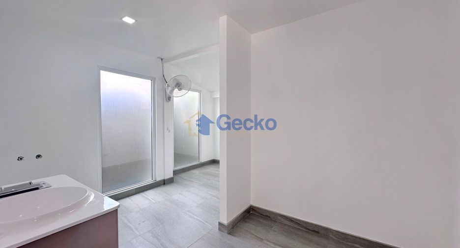 À vendre 3 chambres maison à Sattahip, Chonburi